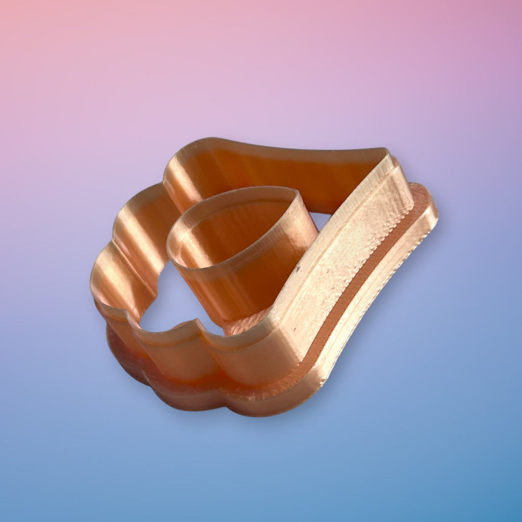 petal-crest-polymer-clay-cutter-side-view.png