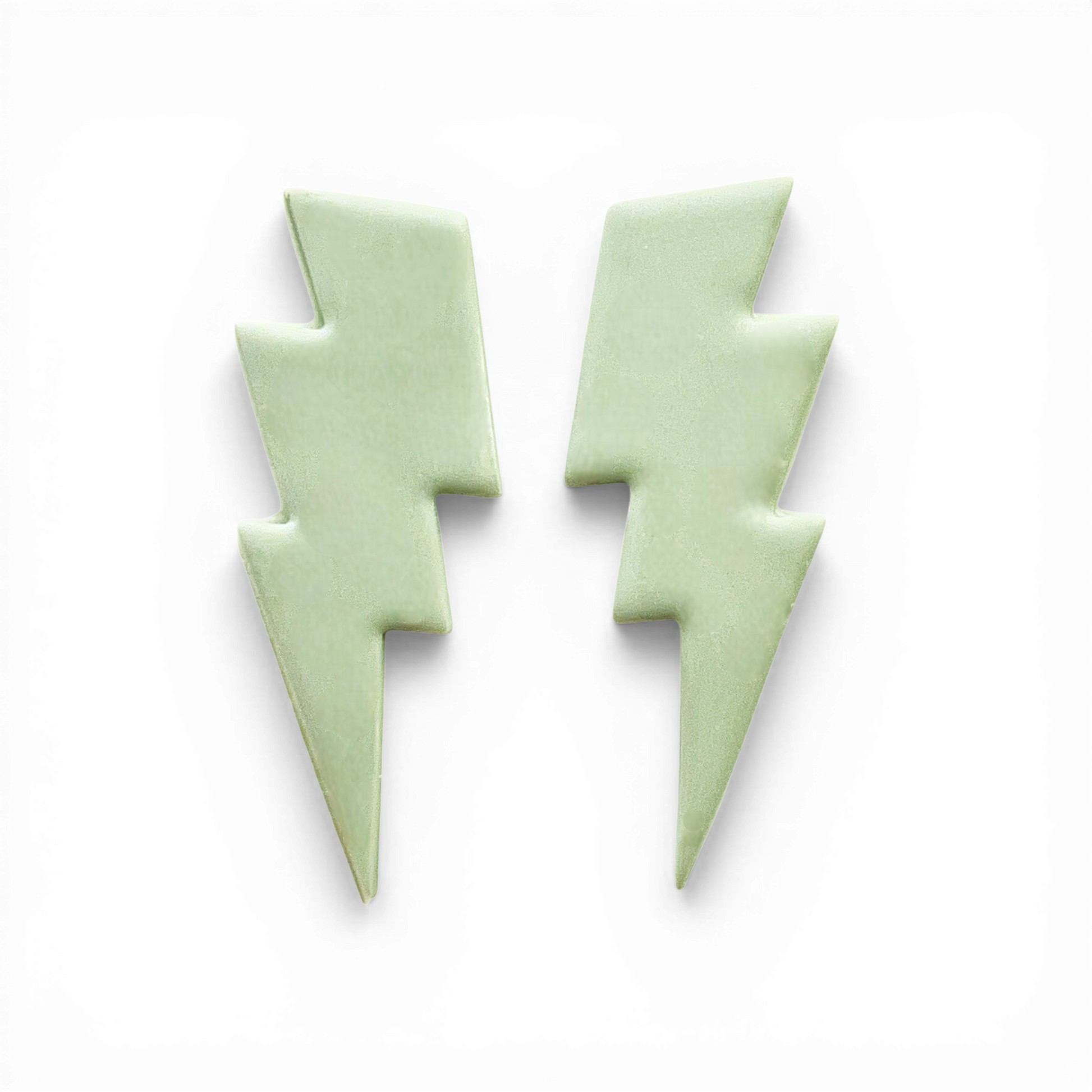 Polymer-Clay-olive-lightening-bolt-4- Cutter