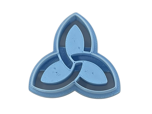 Celtic Triad Knot 2