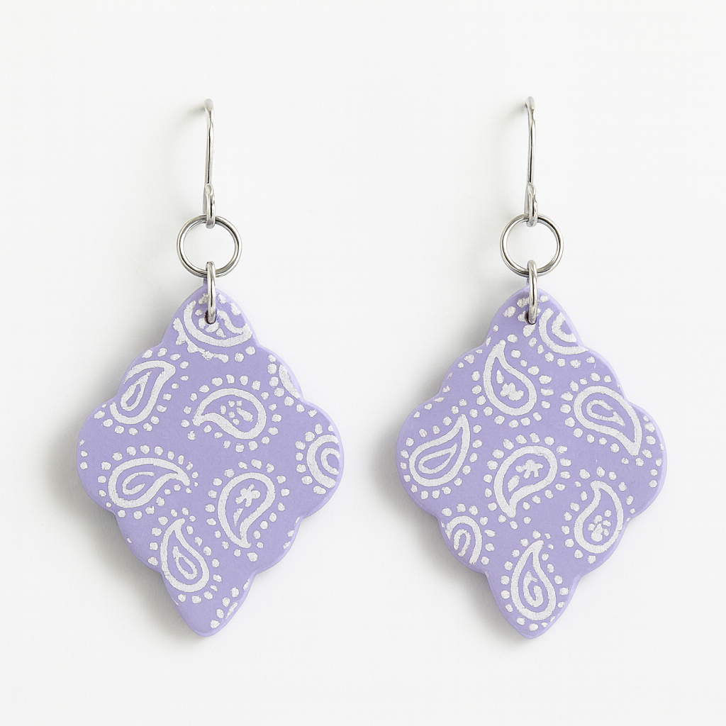 Scalloped Diamond